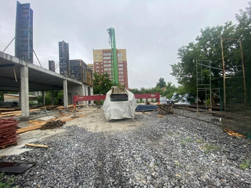 Работа бетононасоса на объекте в Нижнем Новгороде